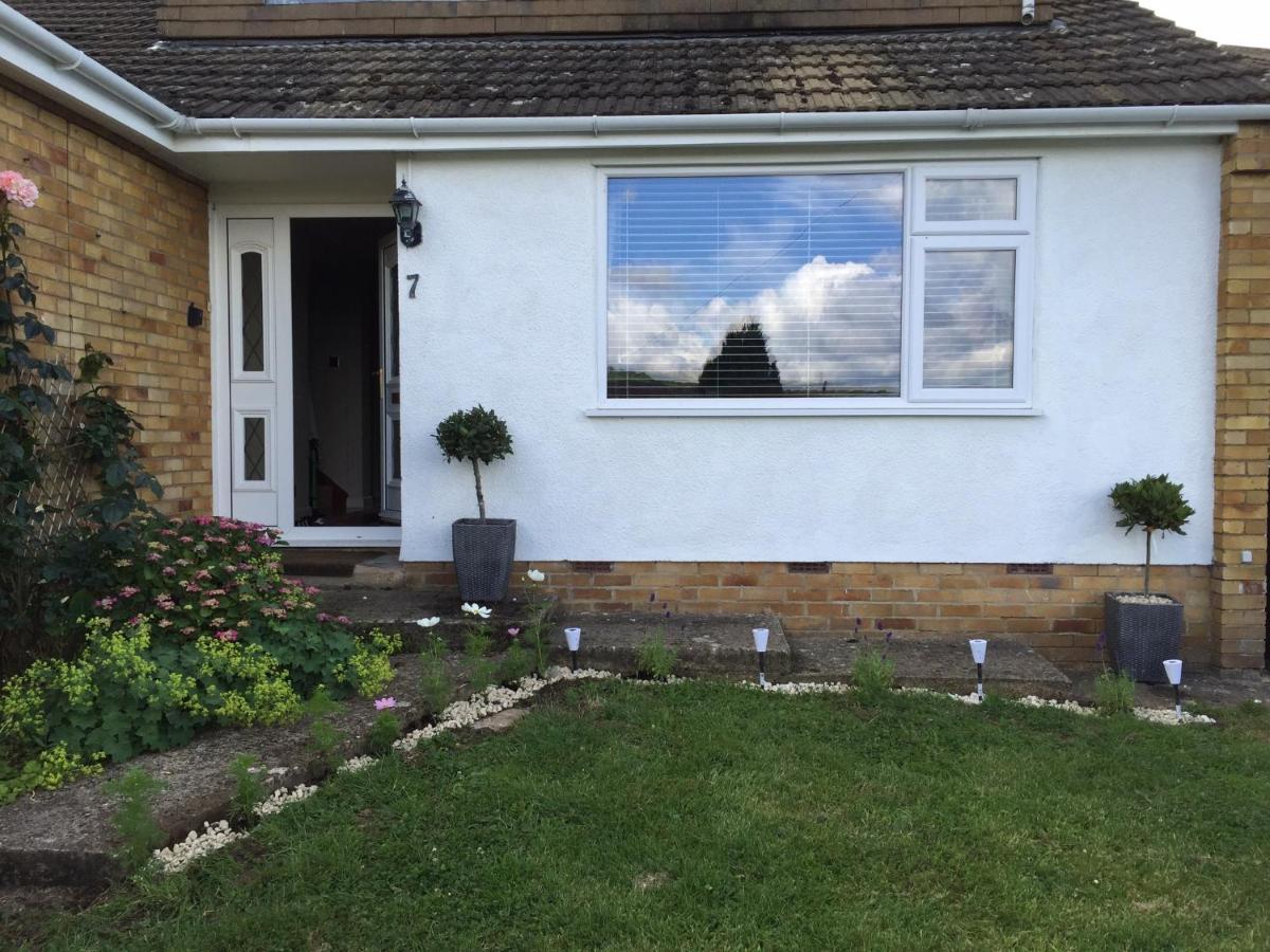 Zen Cottage, Cheltenham ウィンチカム エクステリア 写真
