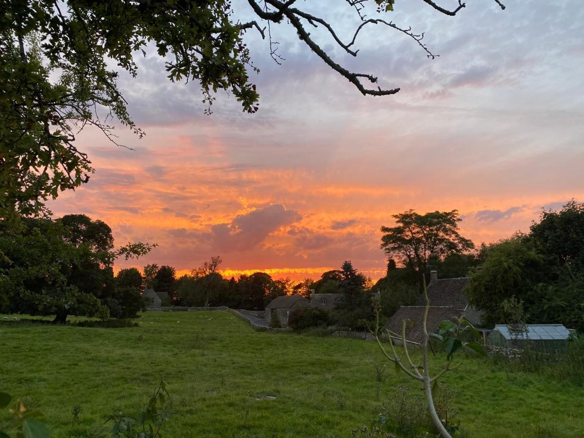 Zen Cottage, Cheltenham ウィンチカム エクステリア 写真